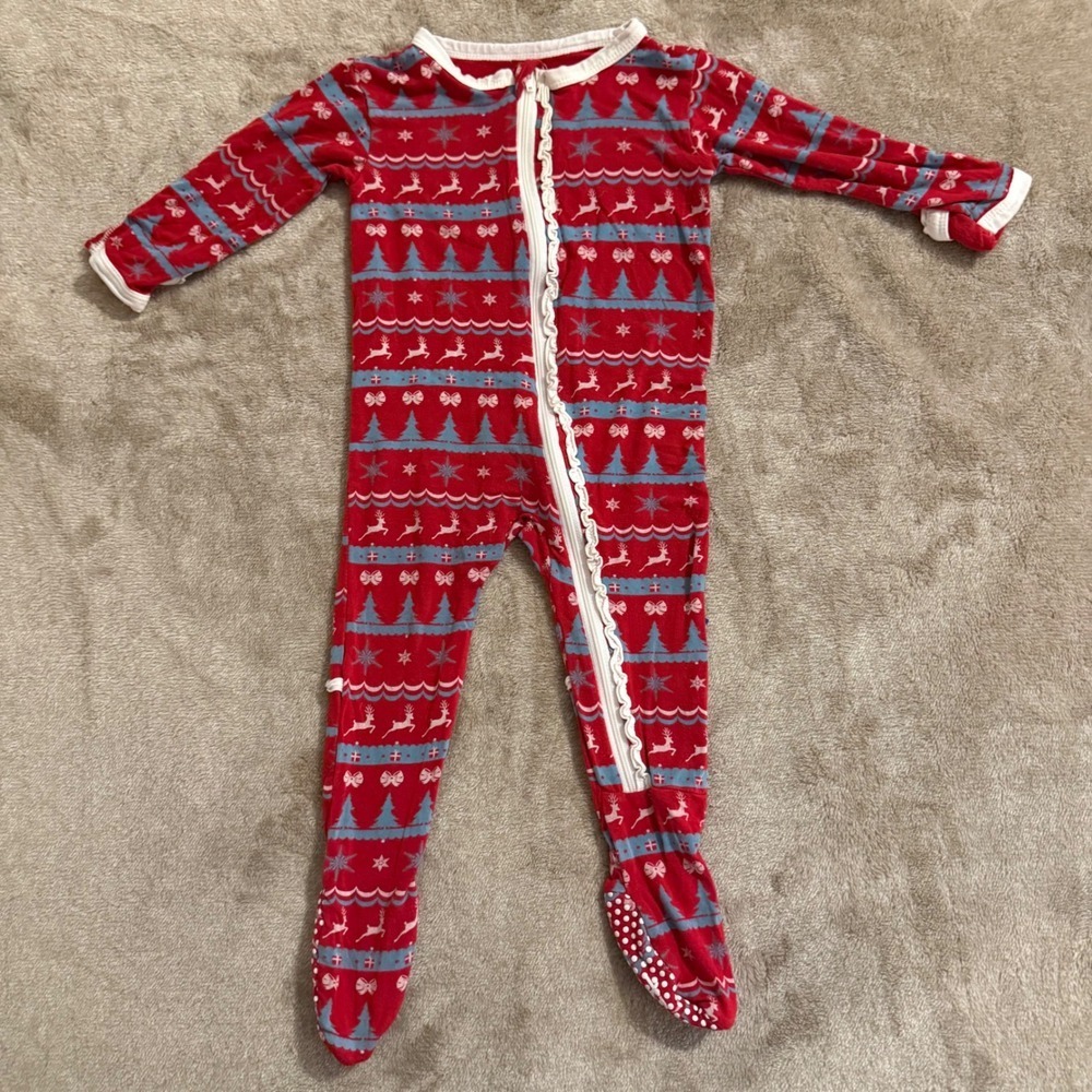 KicKee Pants 6-9M Red Reindeer Christmas Ruffle Bamboo Footie Pajamas Sleeper